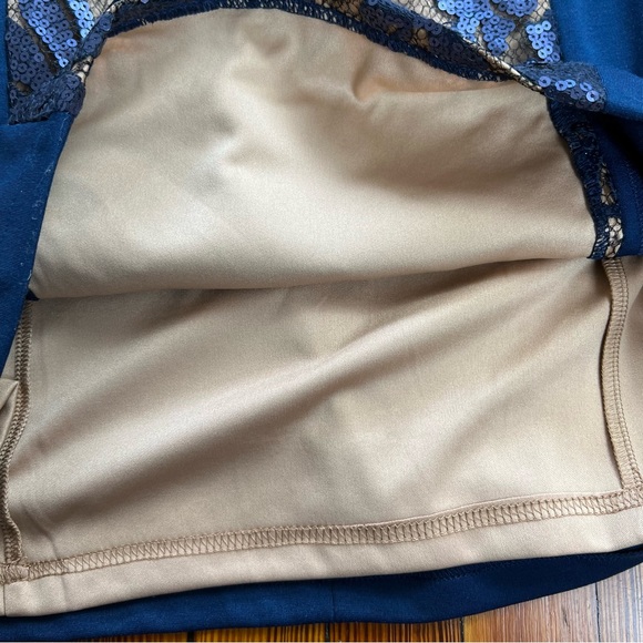 JS COLLECTIONS SLEEVELESS SEQUIN DRESS - Picture 2 of 13